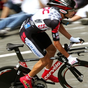 开云网站-《CS_GO激烈角逐，现场气氛火热沸腾》，csgo激战